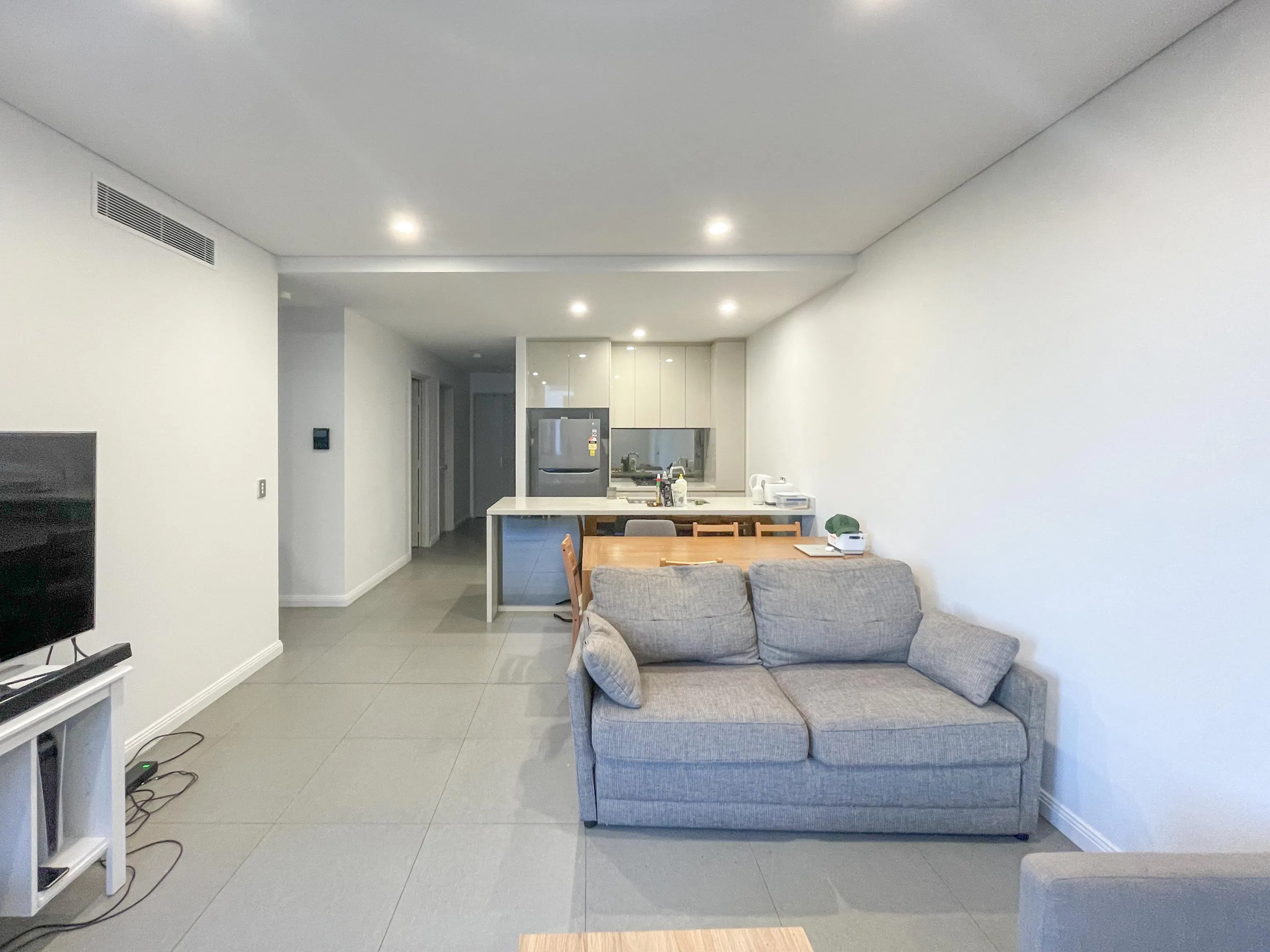 Master Ensuite KITCHEN 4