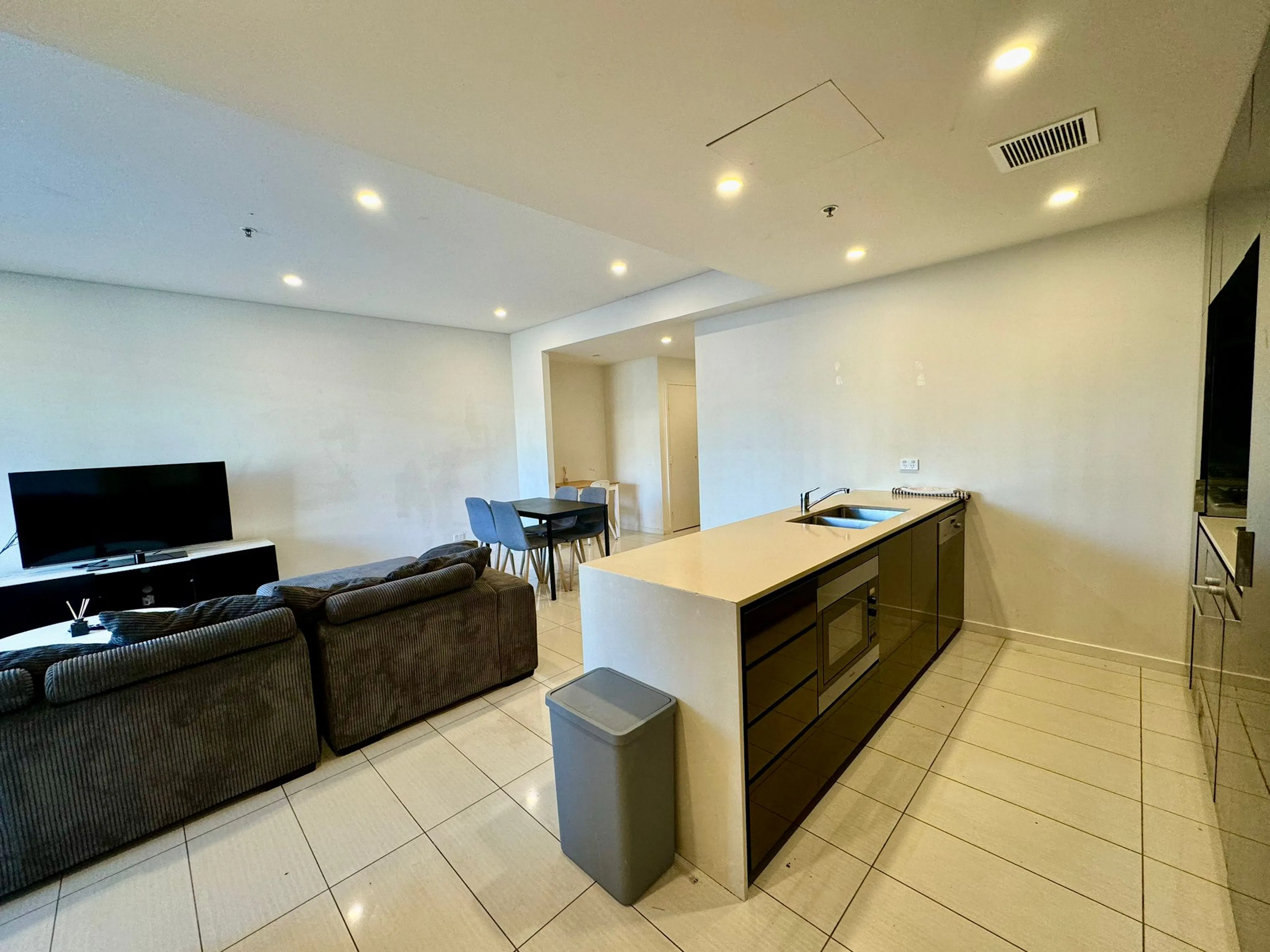 2 bedroom 2 bathrooms KITCHEN 1