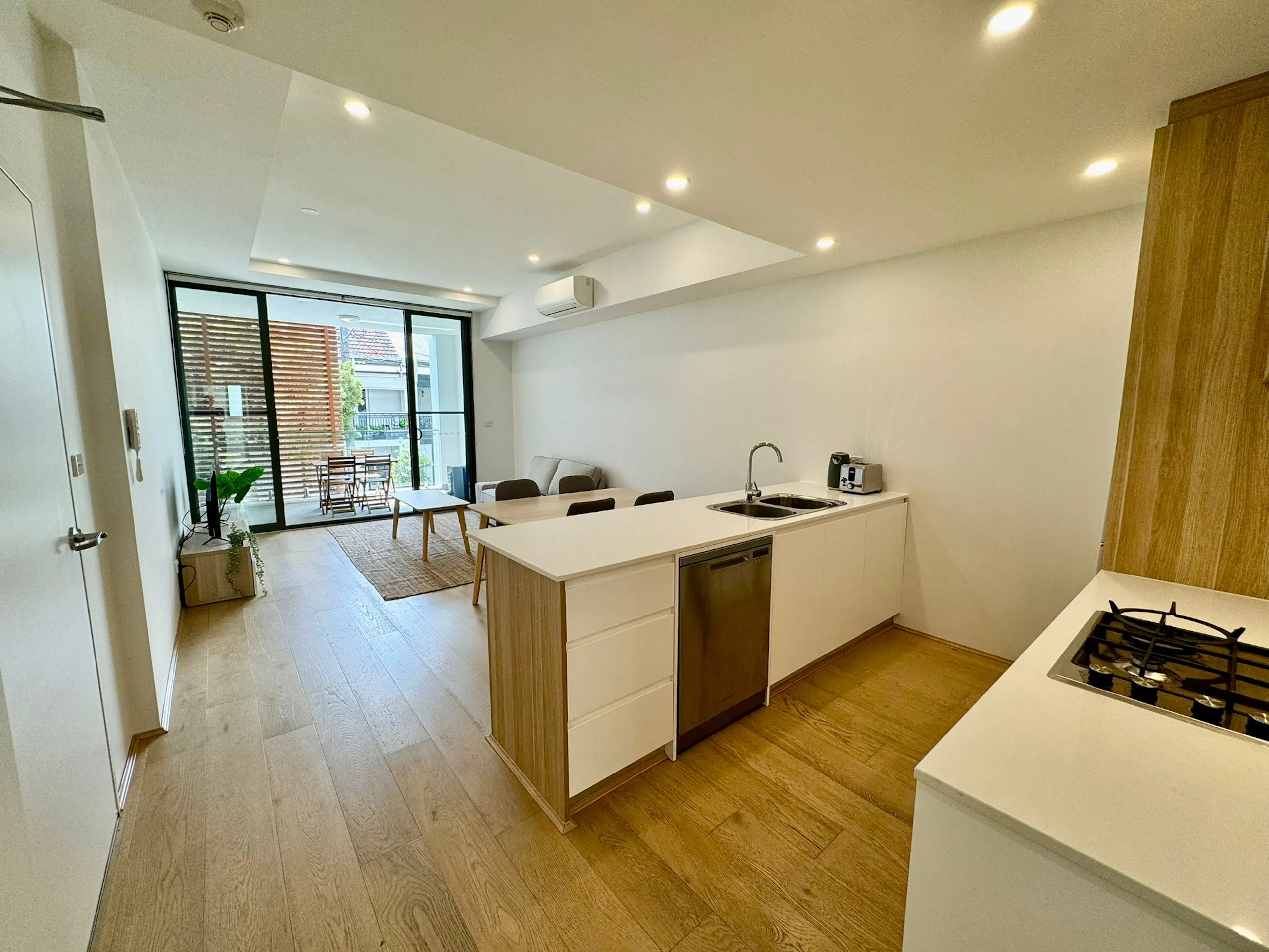 1 bed 1 bath KITCHEN 3
