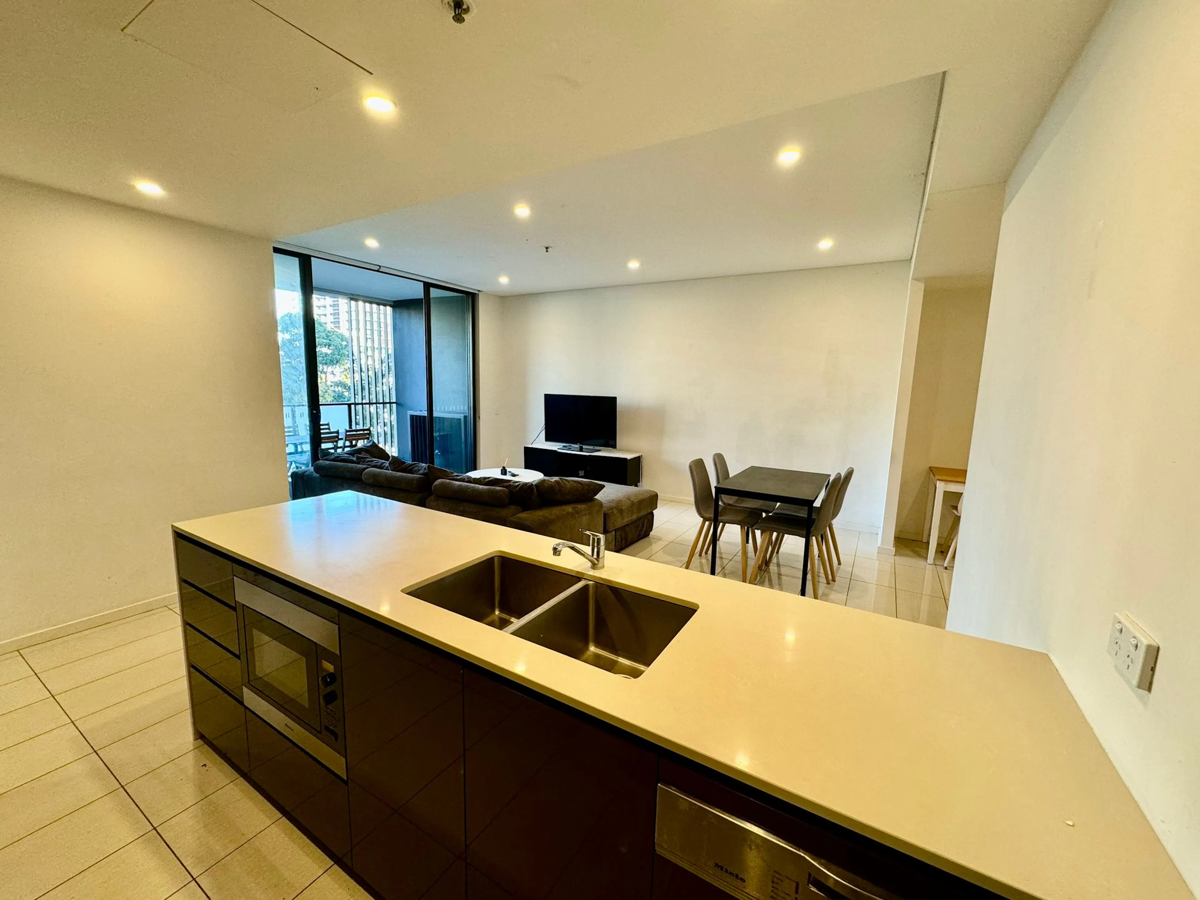 2 bedroom 2 bathrooms KITCHEN 2