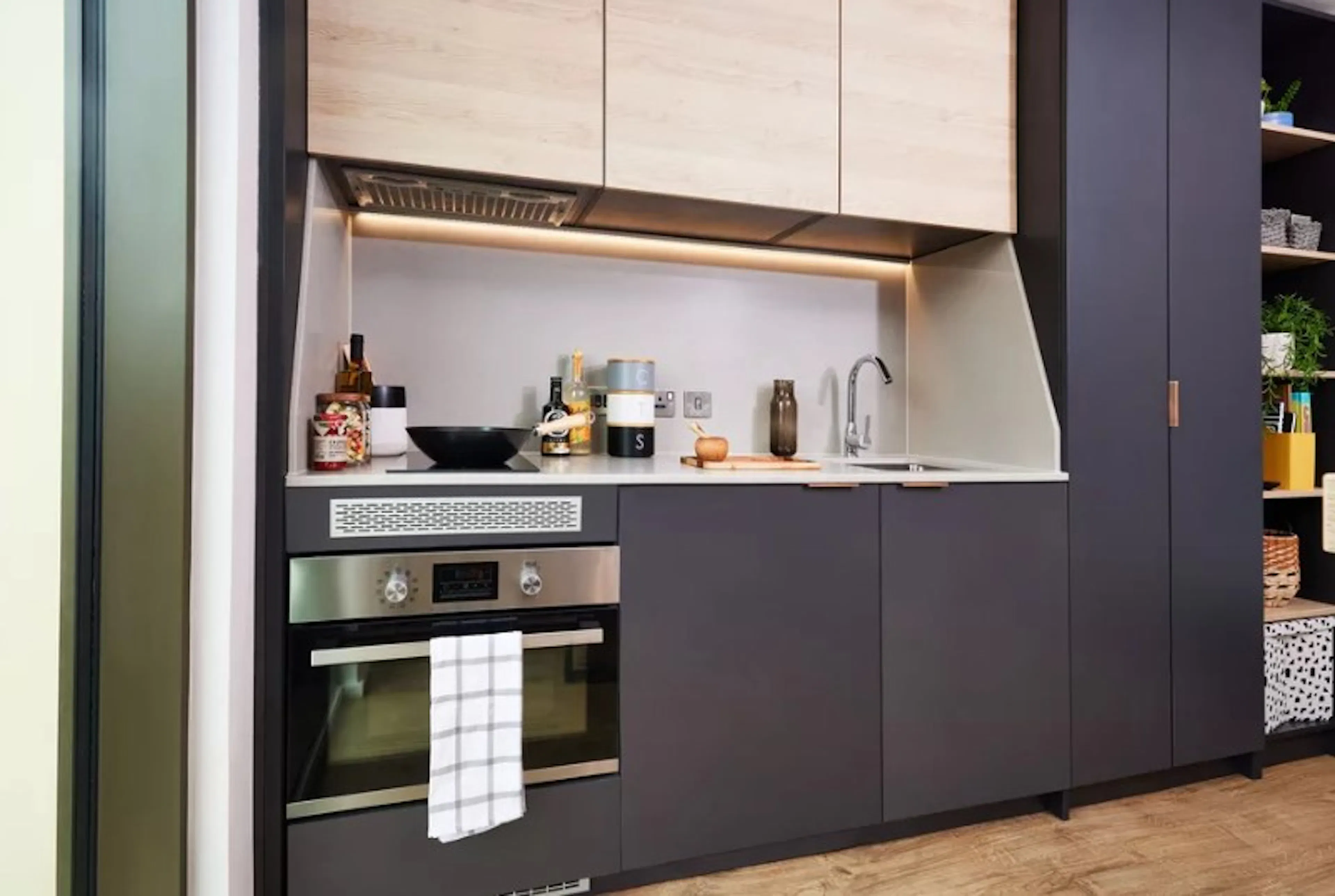 Classic Plus Studio KITCHEN 4