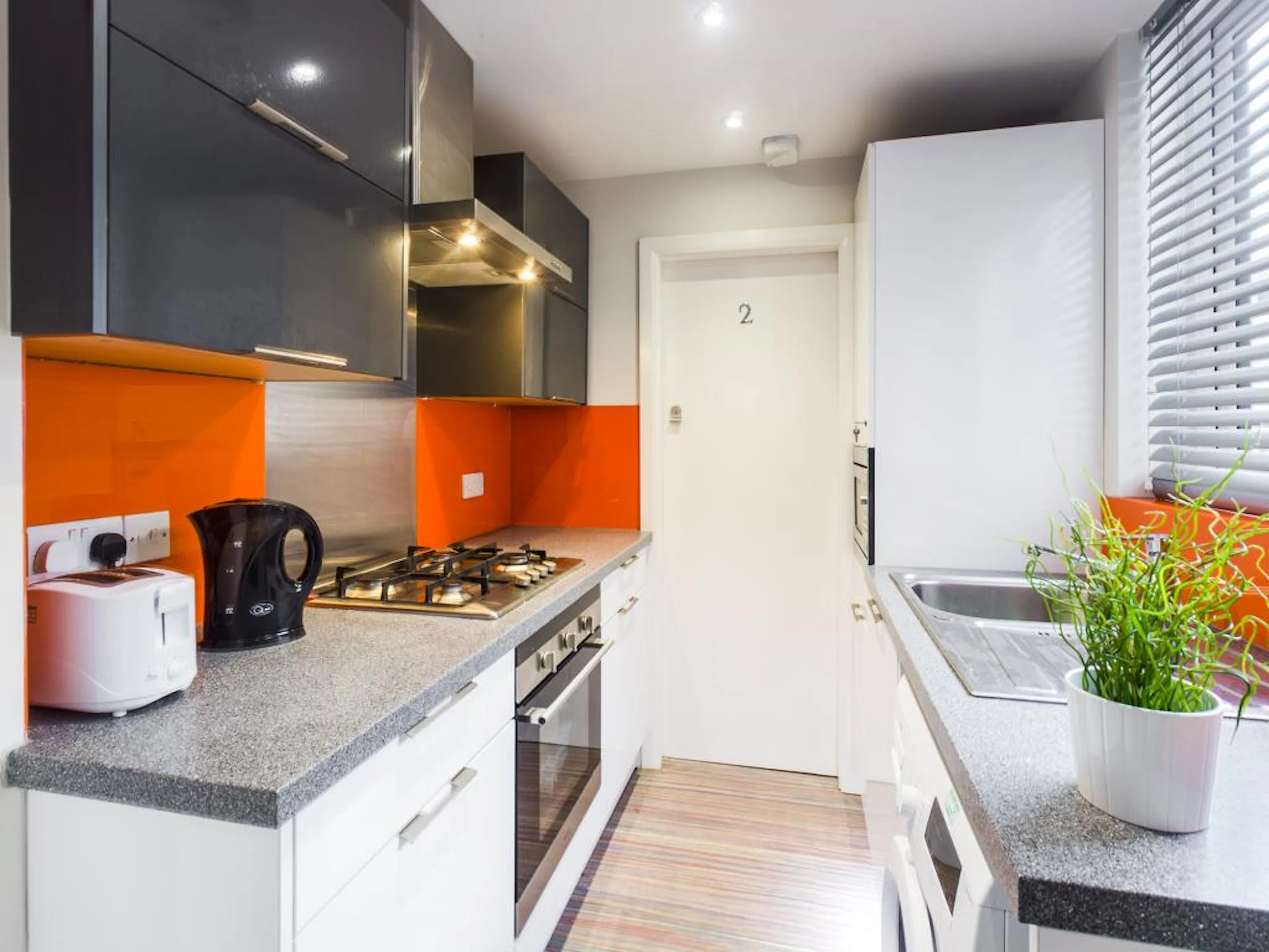 4 Bed Apartment KITCHEN 1