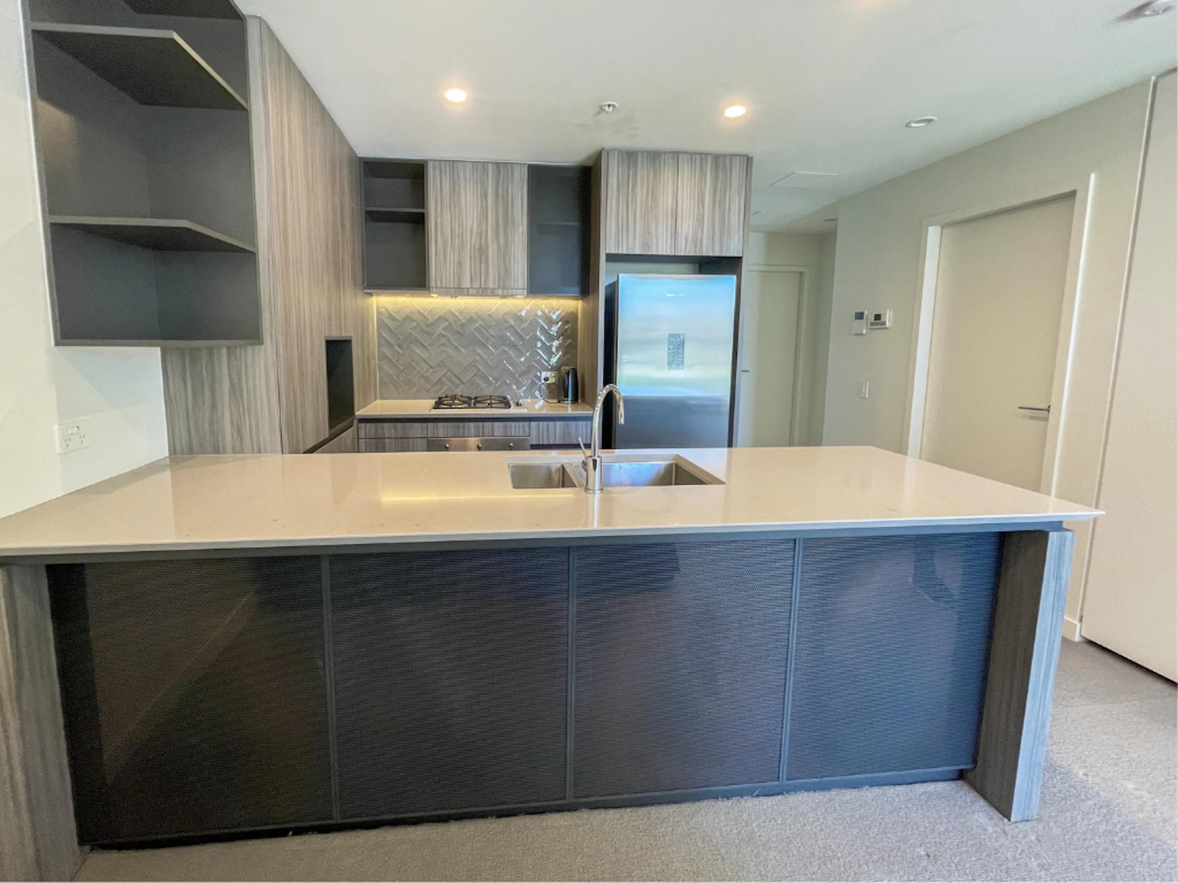 Whole Unit KITCHEN 2