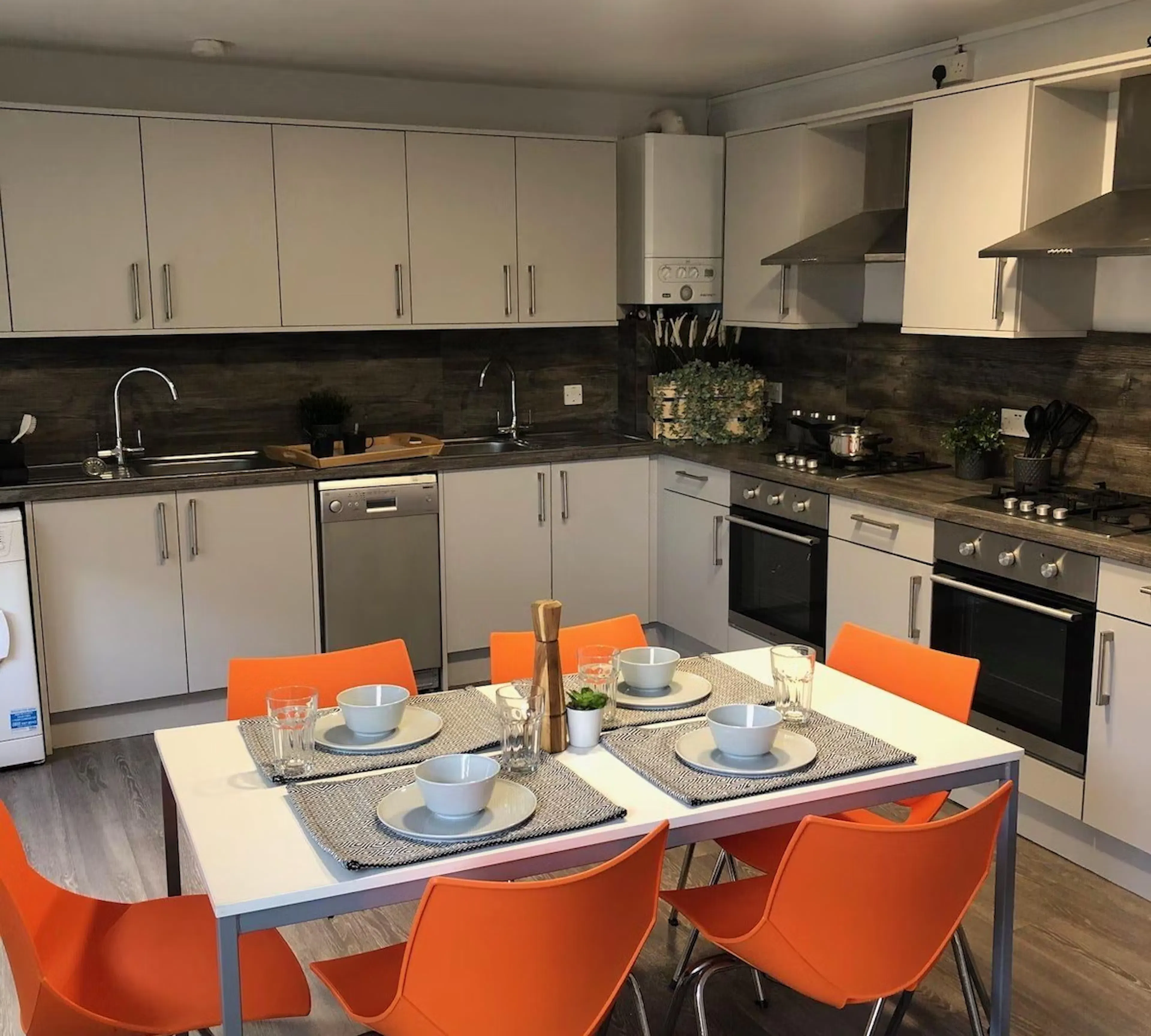 Two Bedroom Apartment - Bronze KITCHEN 1
