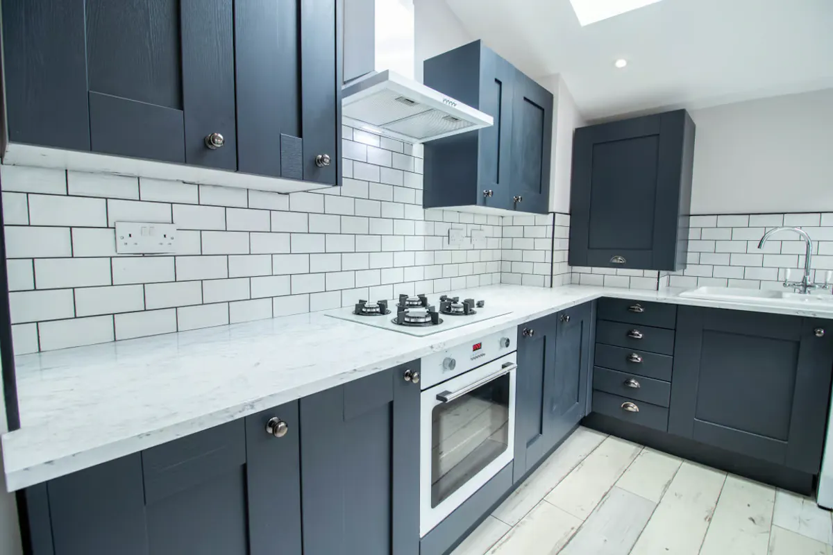 KITCHEN KITCHEN