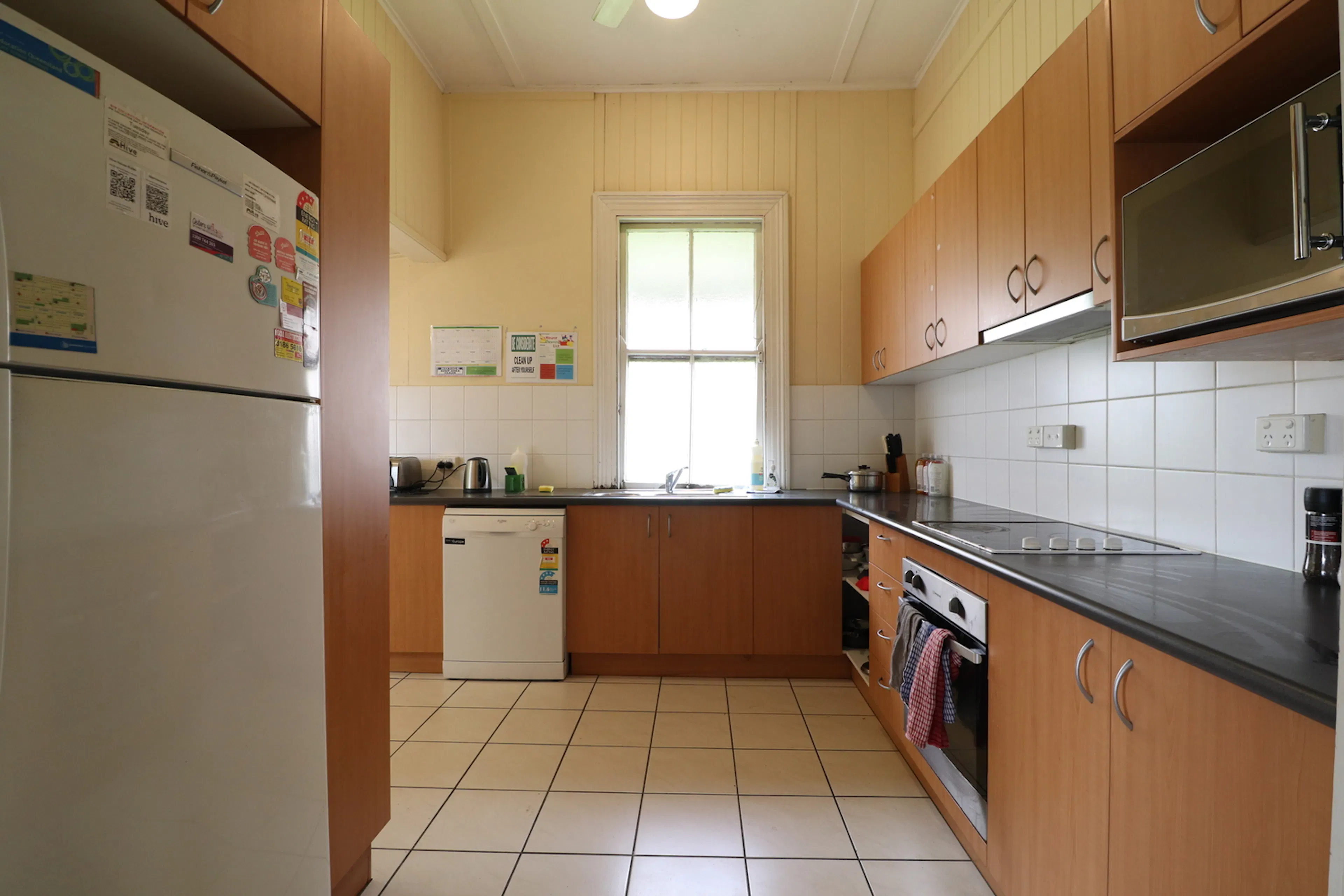 Standard Room KITCHEN 2