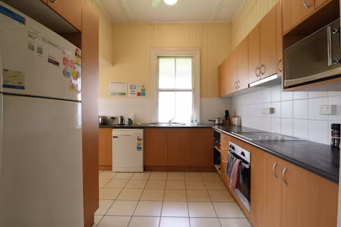 8-normanby-tce-kelvin-grove-brisbane-KITCHEN