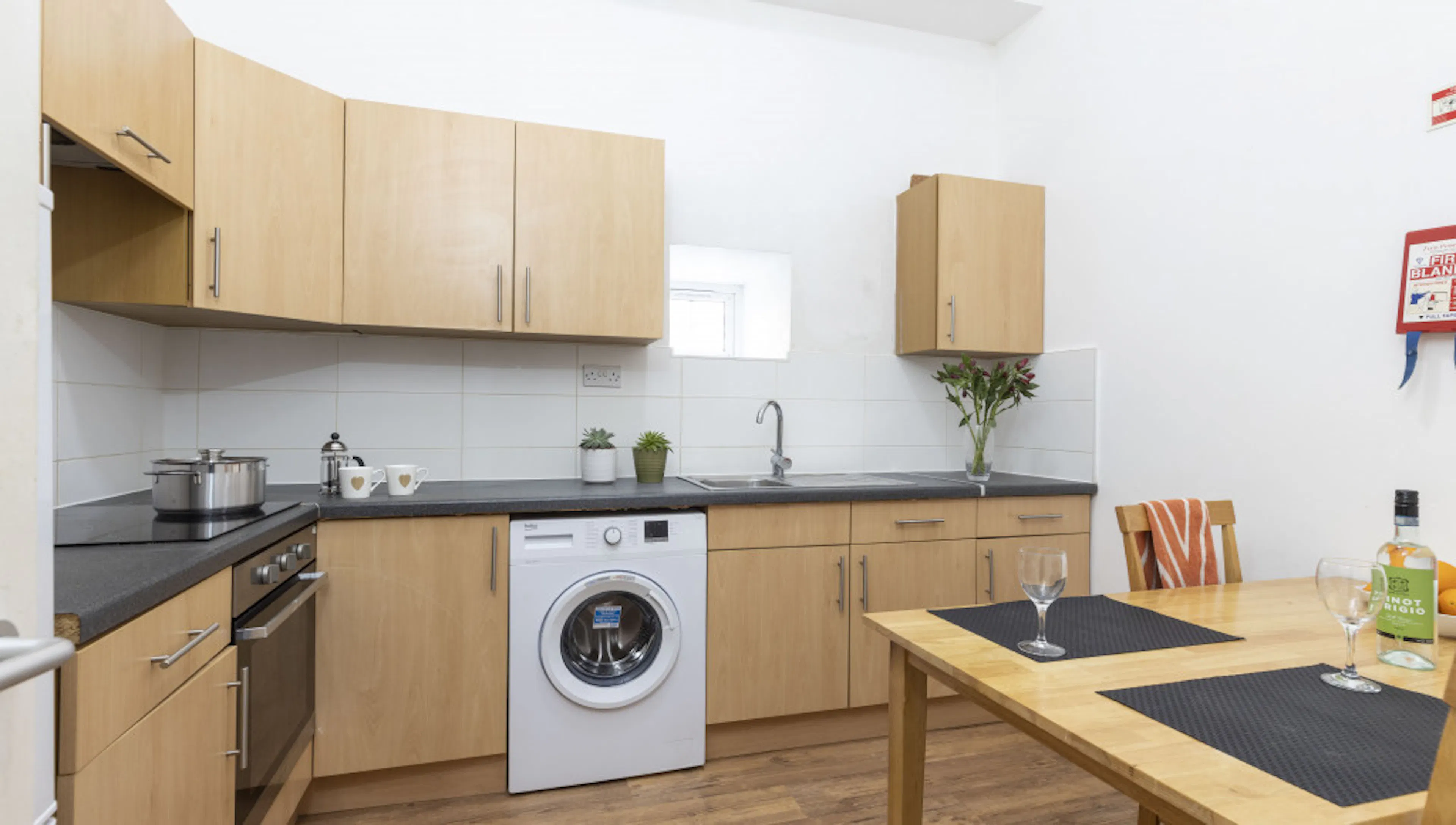 Standard KITCHEN 3