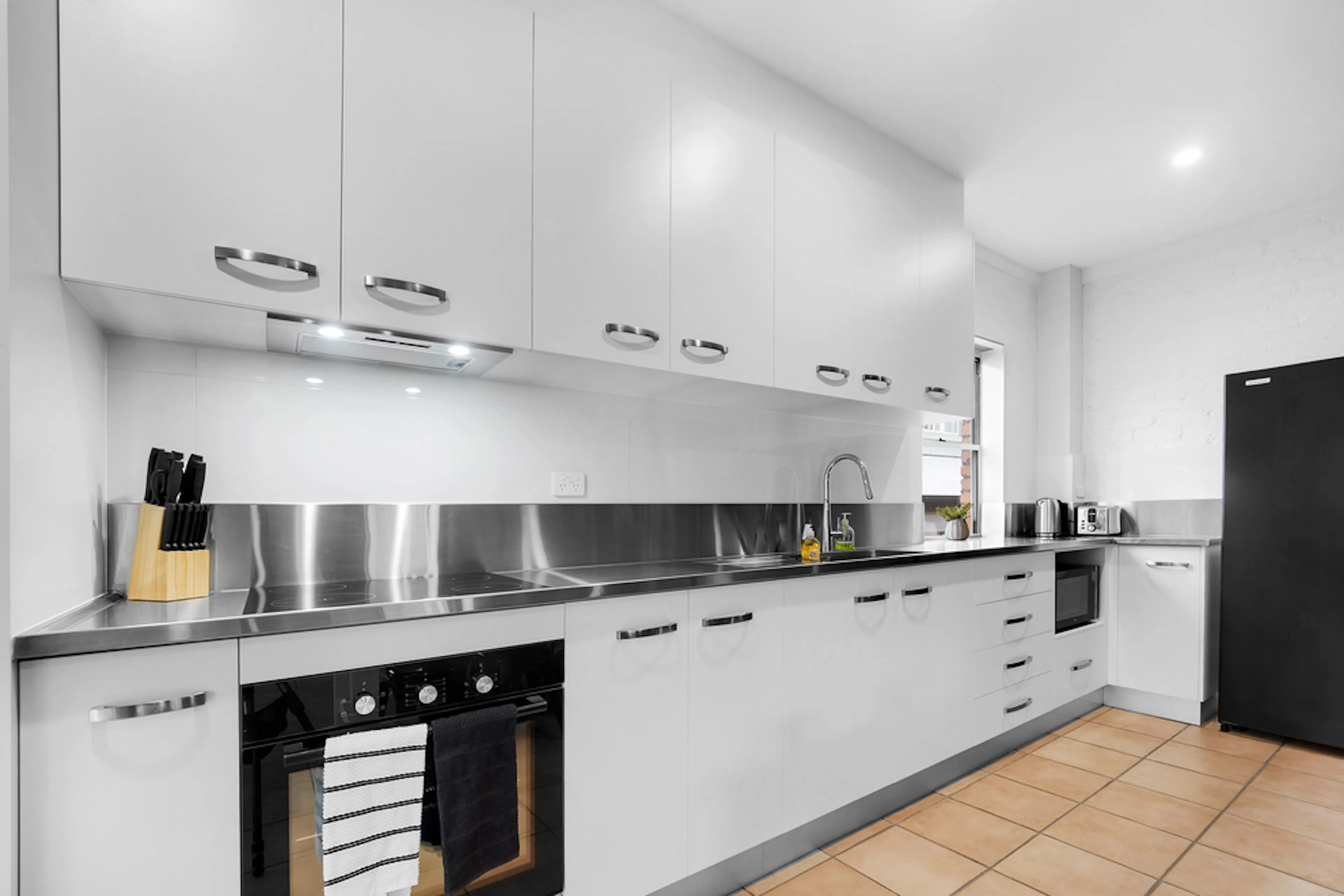 Standard Room + AC KITCHEN 3