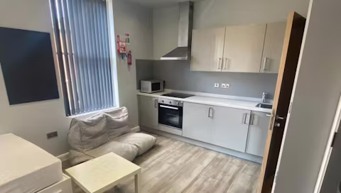 12-16-de-montfort-street-leicester-KITCHEN