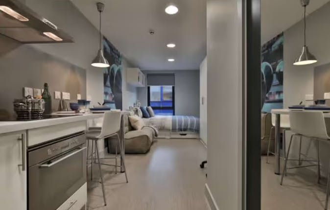 Classic Studio - Limited View