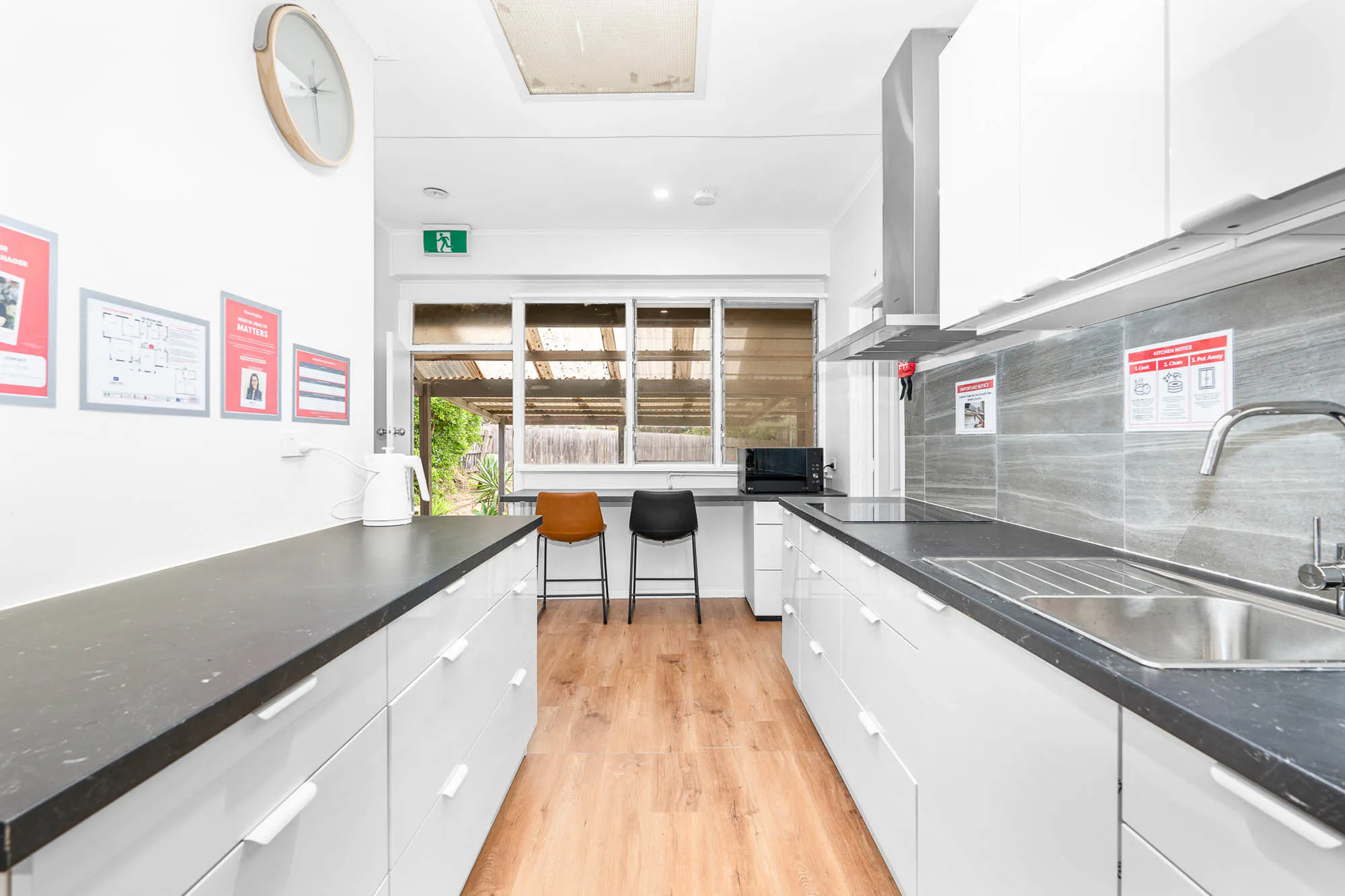 Single Room KITCHEN 1