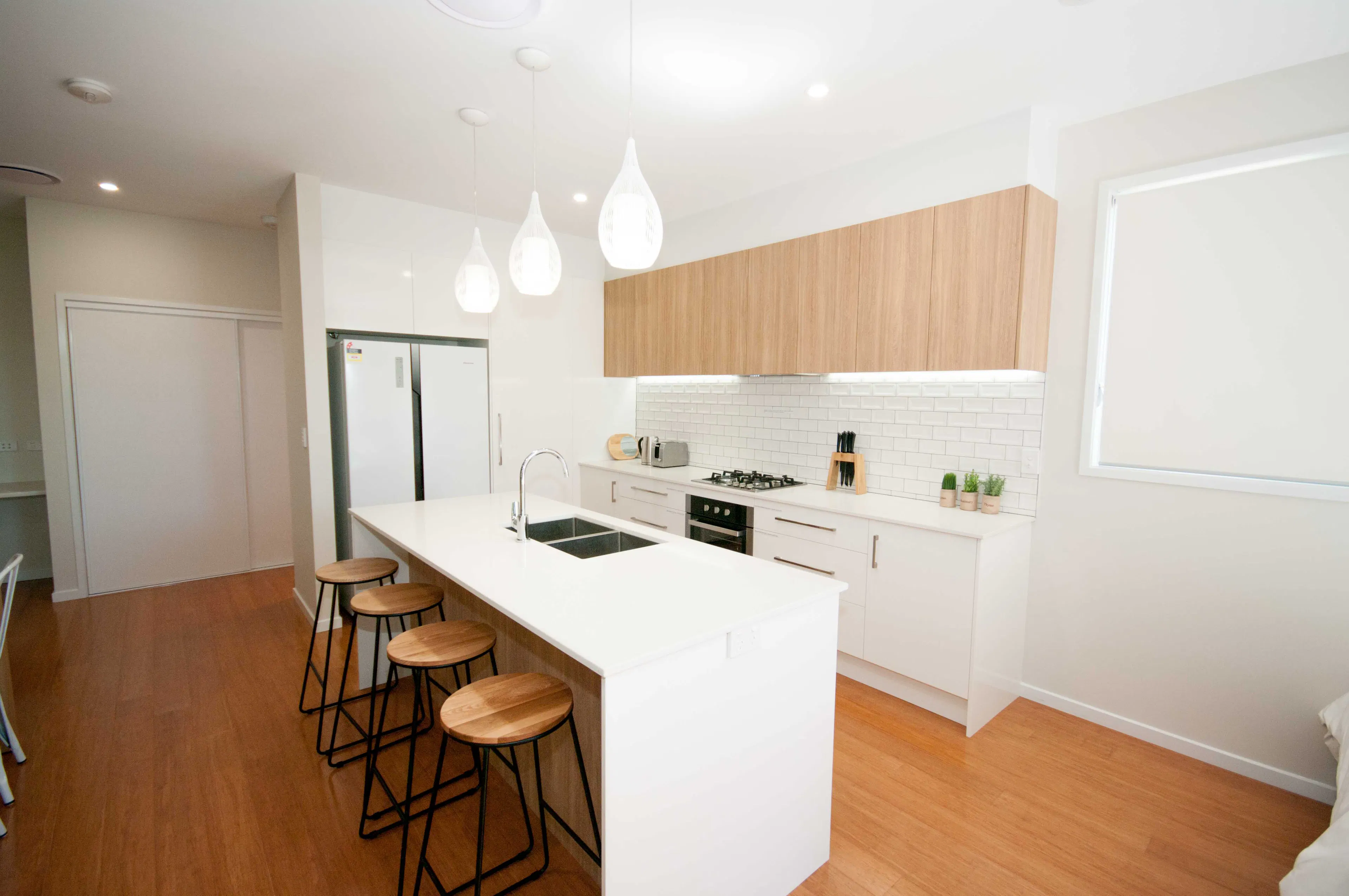 Cool Single Room + A/C KITCHEN 1