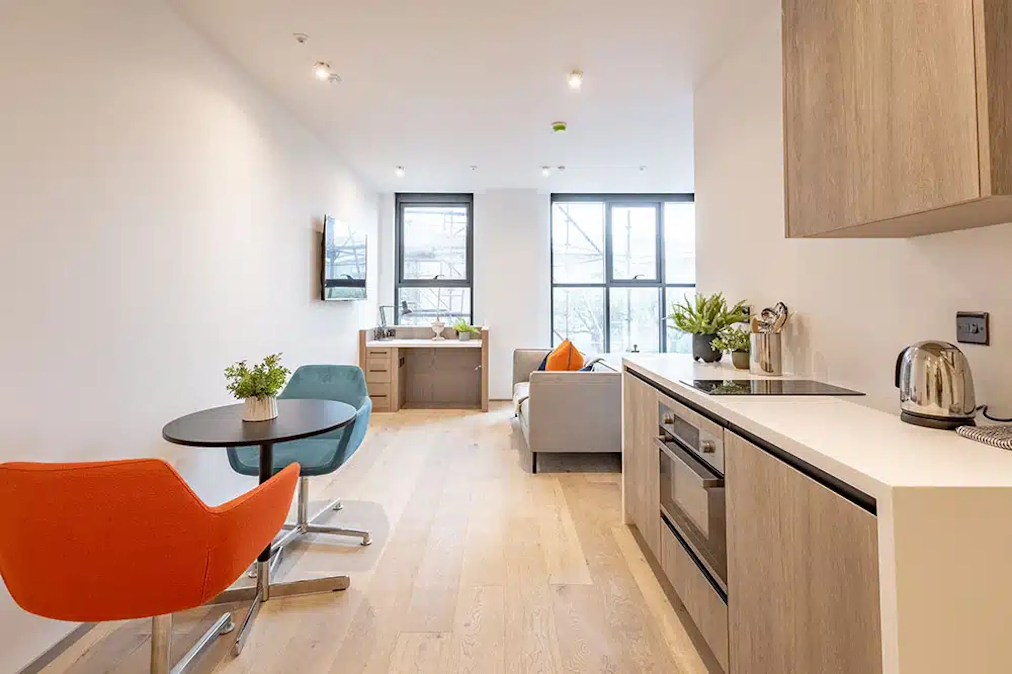 Large Studio KITCHEN 3