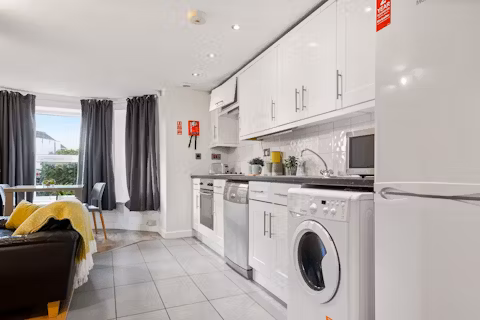 flat-8-leeds-KITCHEN