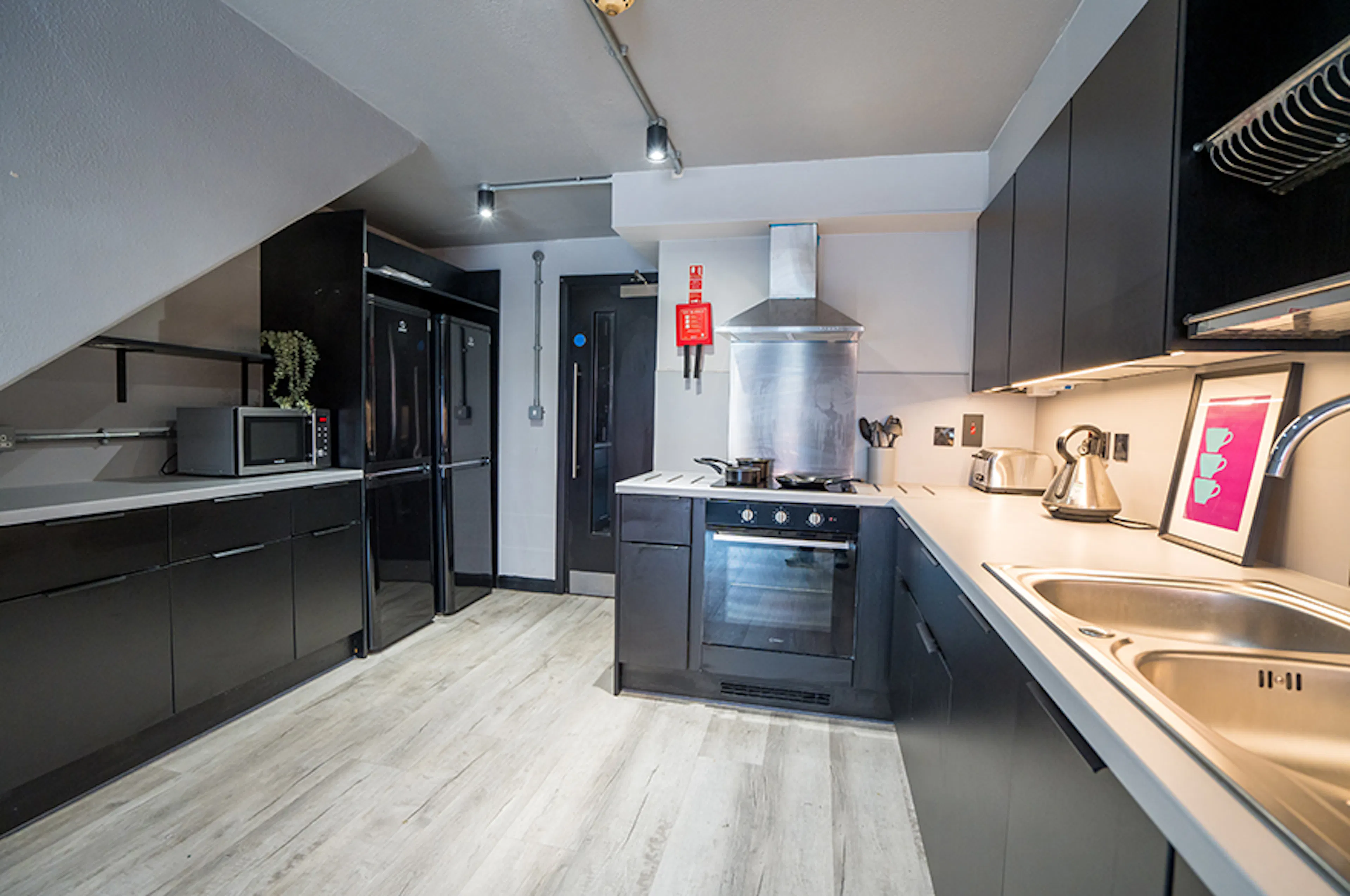 KITCHEN KITCHEN 3
