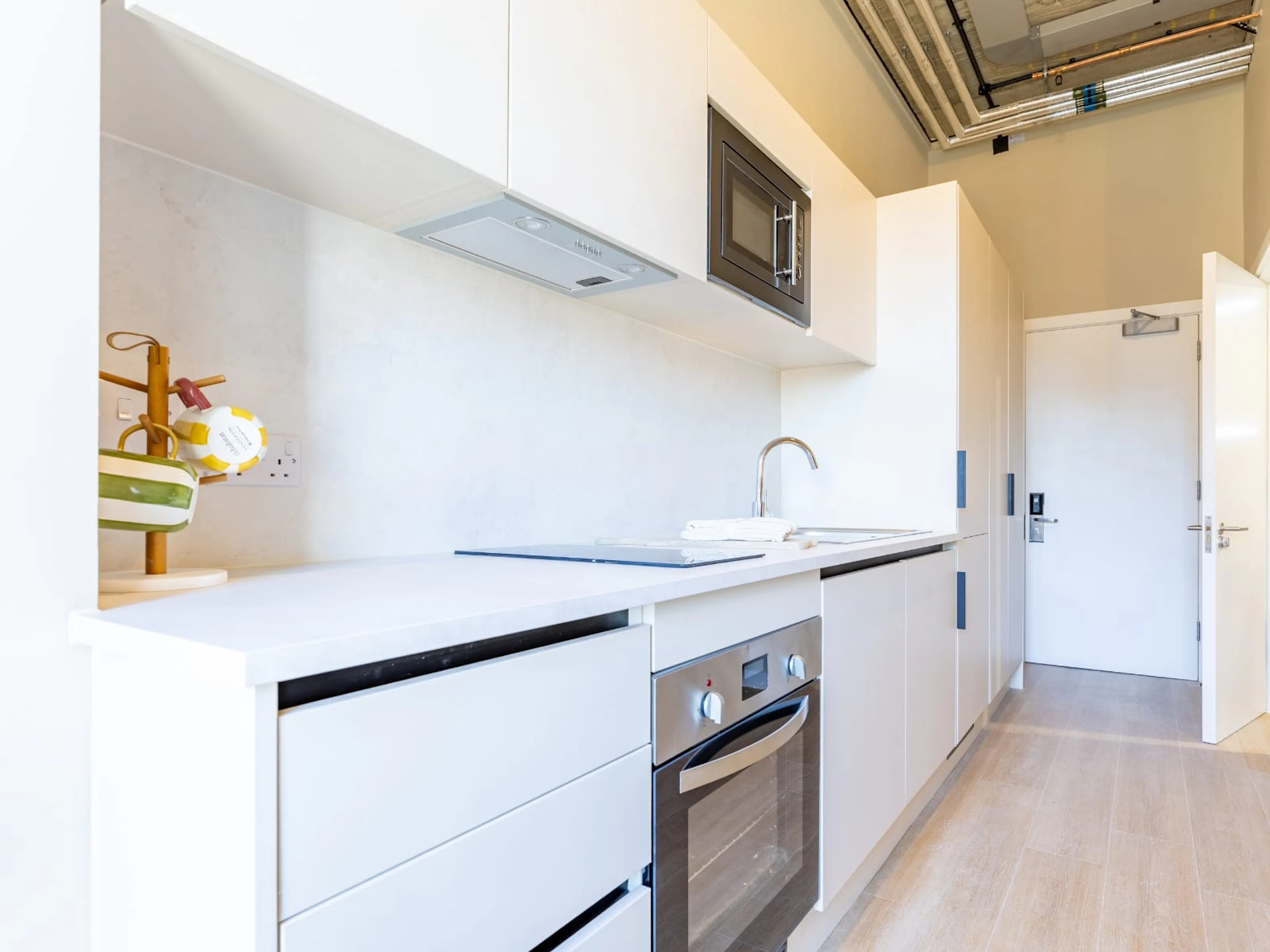 Cosy Studio Apartment KITCHEN 4