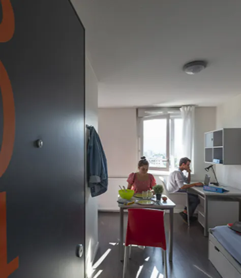 ROOM ROOM 4