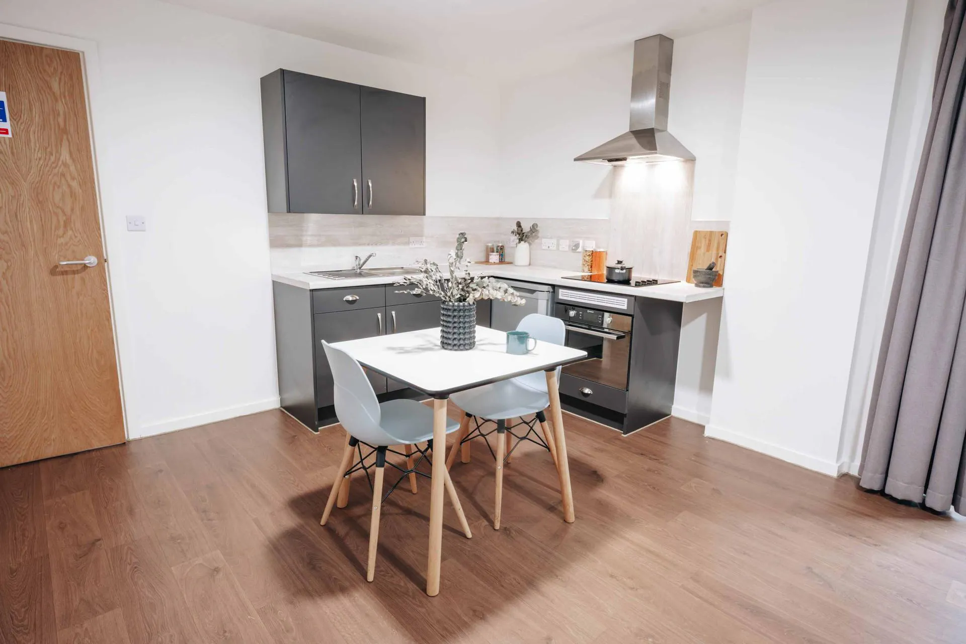 Platinum 1 Bed Apartment (High Floors)