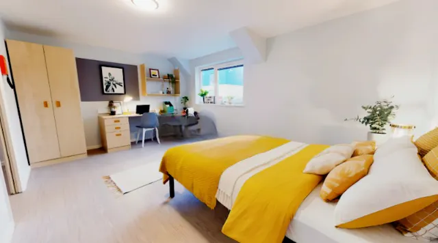 Gold Studio room image 1