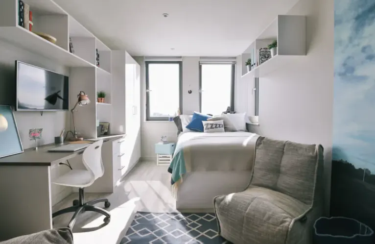 Classic Smaller Studio