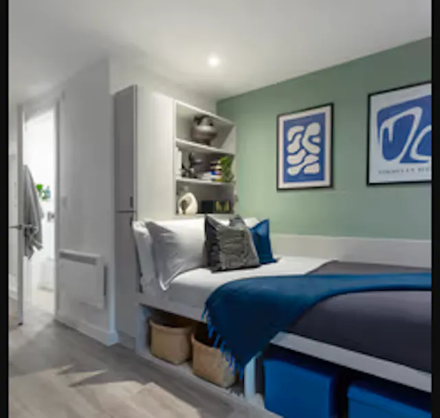 Luxe Studio room image 1