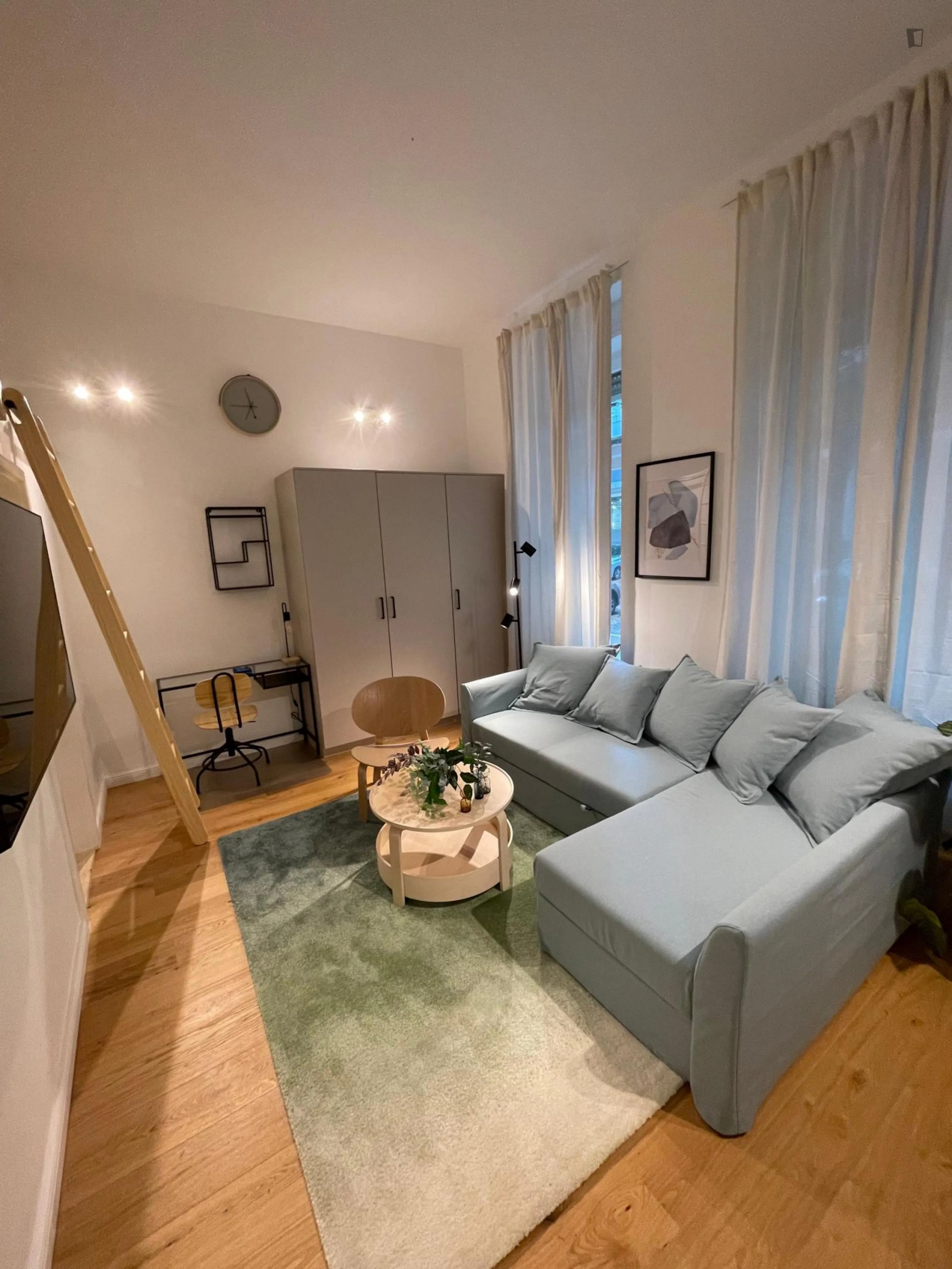 Modern studio apartment in Moabit ROOM 3