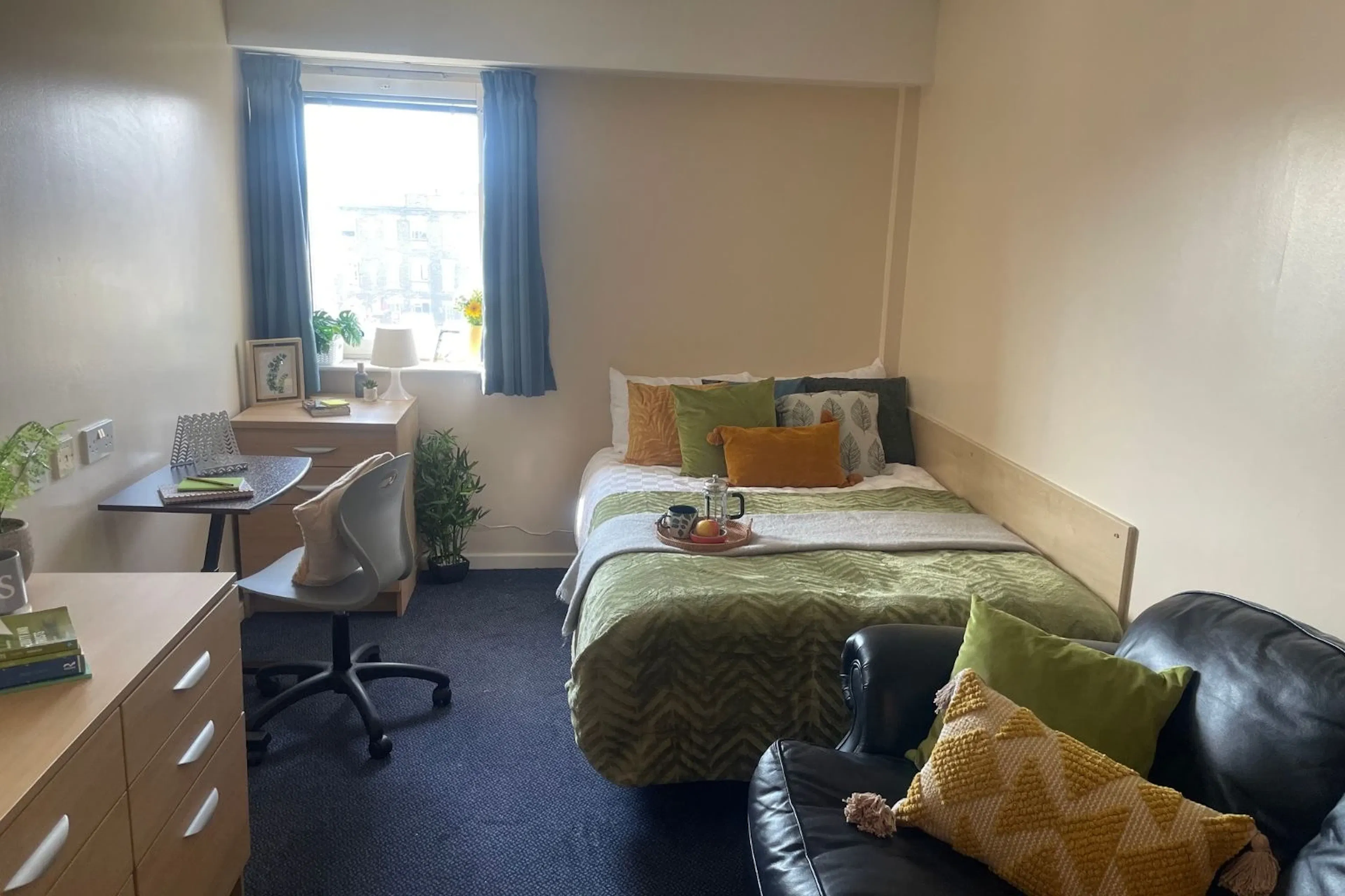 Large Studio X 1 ROOM 4