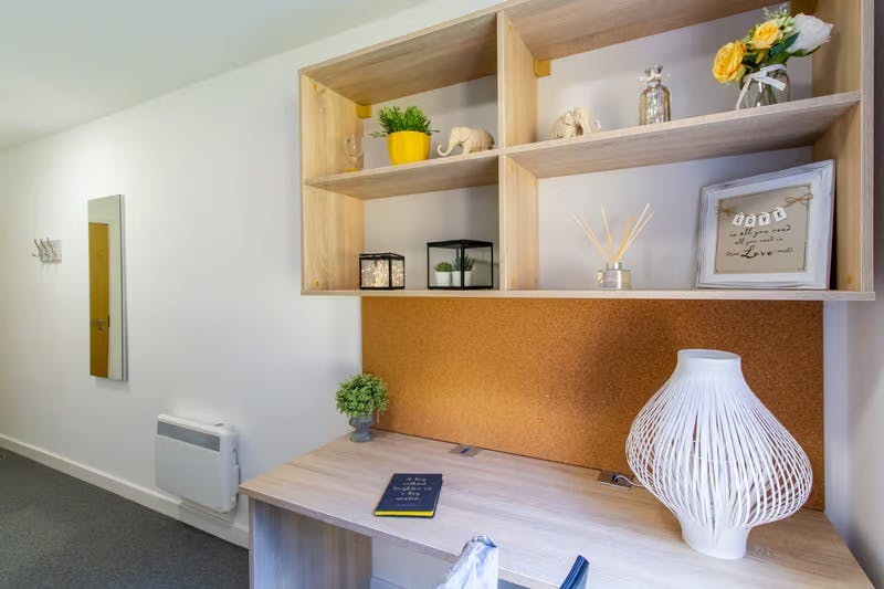 Large Premium Ensuite