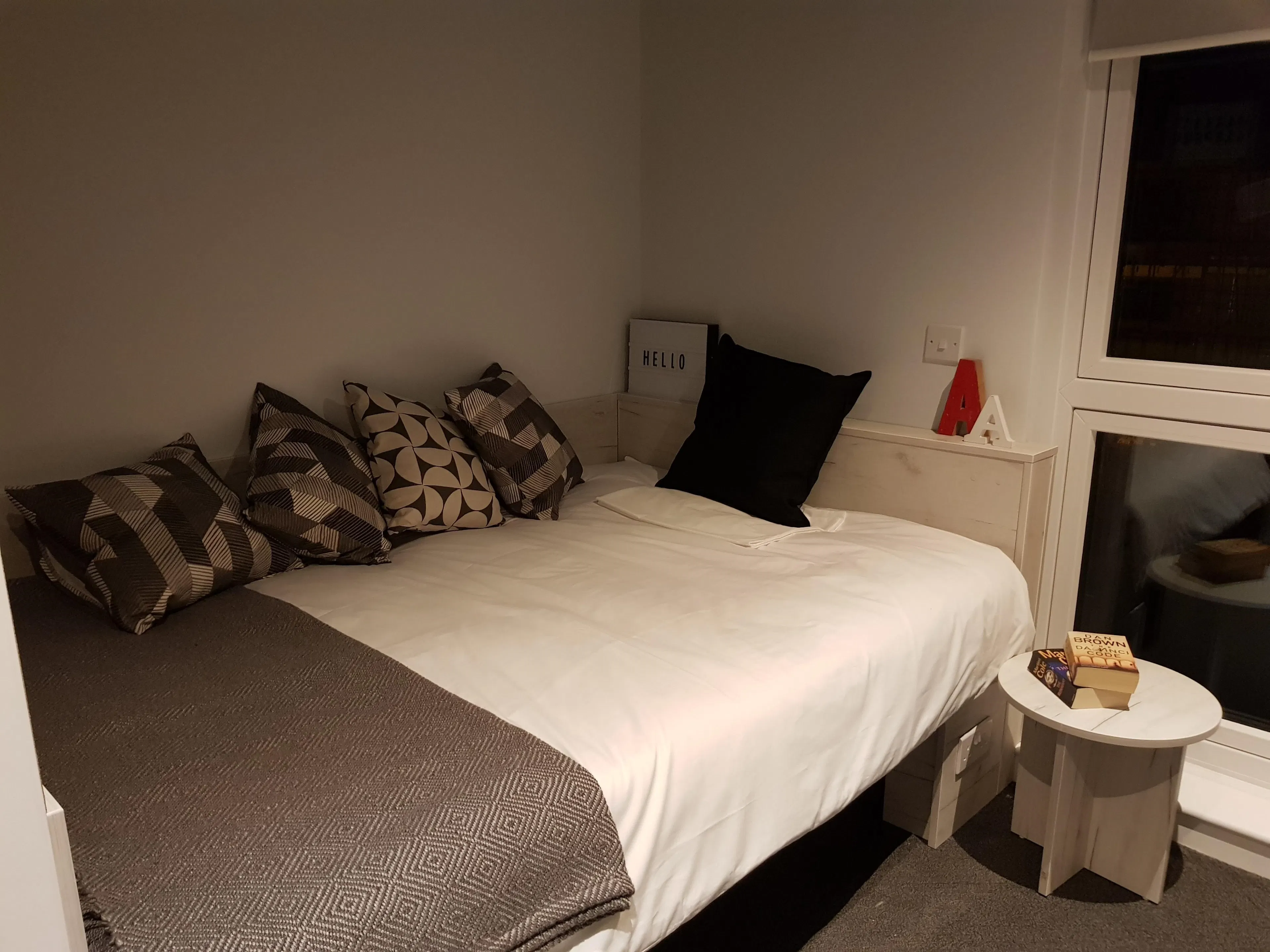 Large Studio Apartment ROOM 2