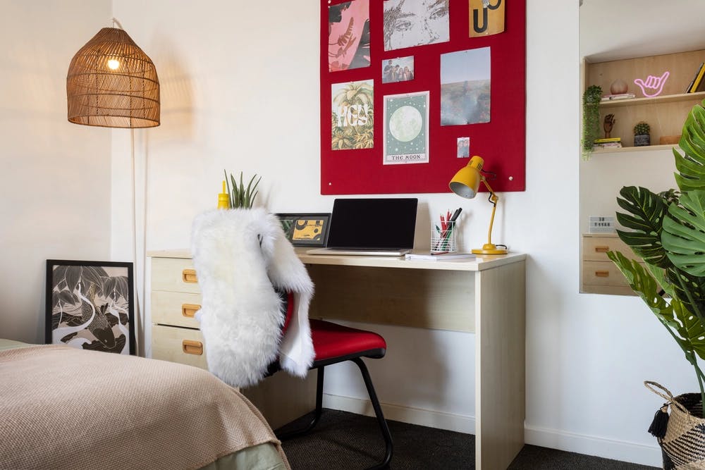 En-Suite, Premium Range 1