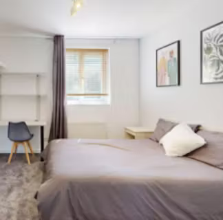 ladybarn-road1-manchester-ROOM