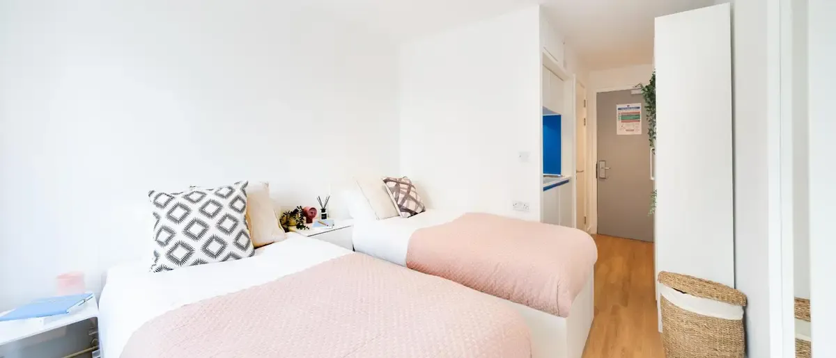 Loft Twin Studio Shared XL lower level