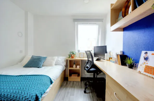 Studio Gold - Top Floor room image 1