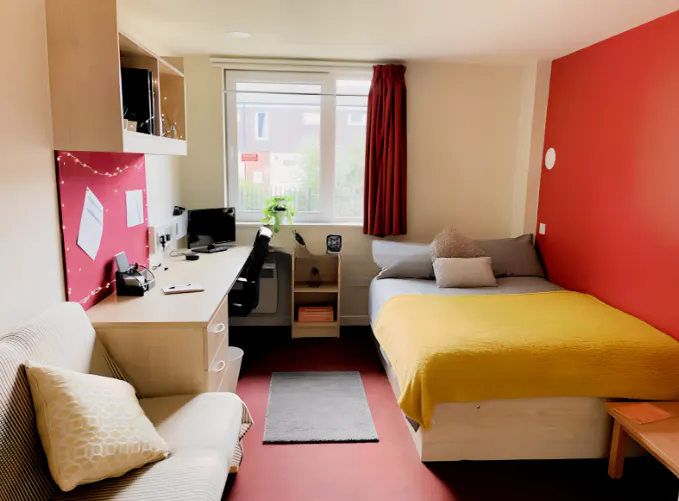 Ensuite silver top floor