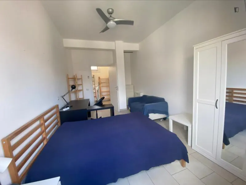 Airy Bedroom in a shared apartment in Rome ROOM 1