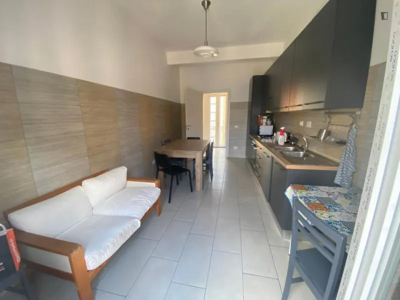 Airy Bedroom in a shared apartment in Rome KITCHEN 2