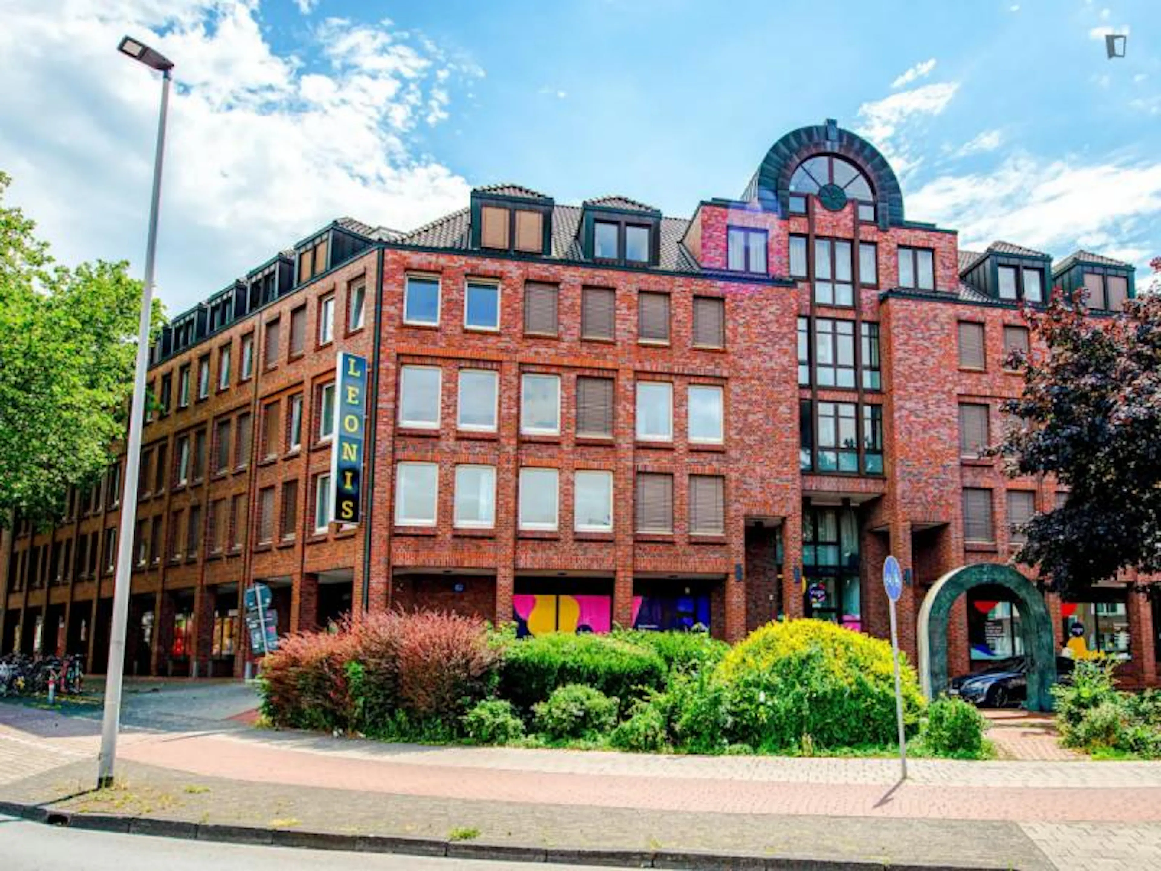 Very Appealing Residence in Südviertel