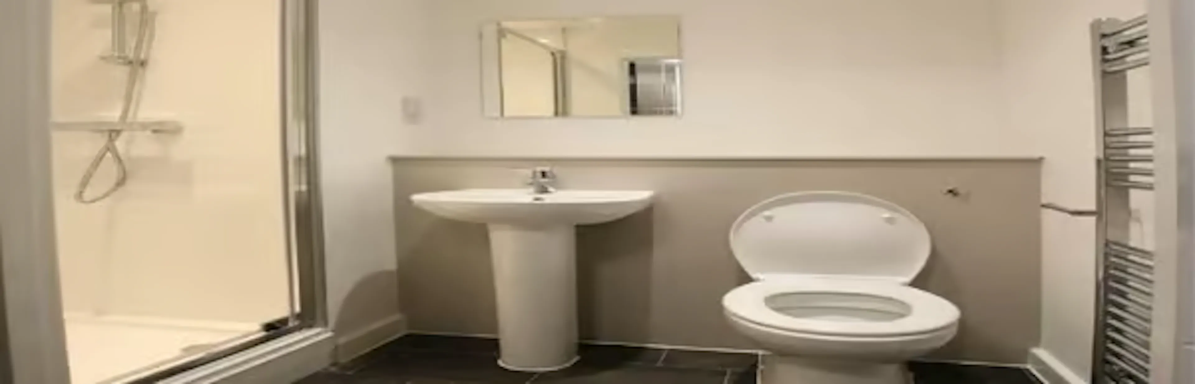 Classic Ensuite ROOM 4