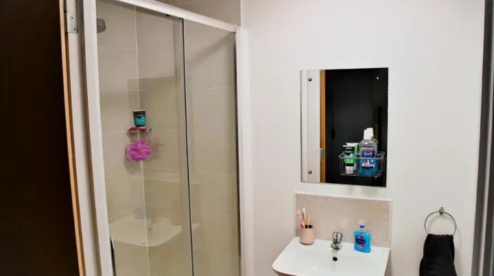 Ground Floor Premier Luxe Studio (UK Guarantor not required)