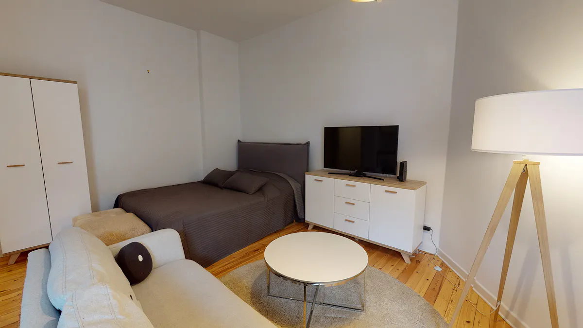 ROOM ROOM
