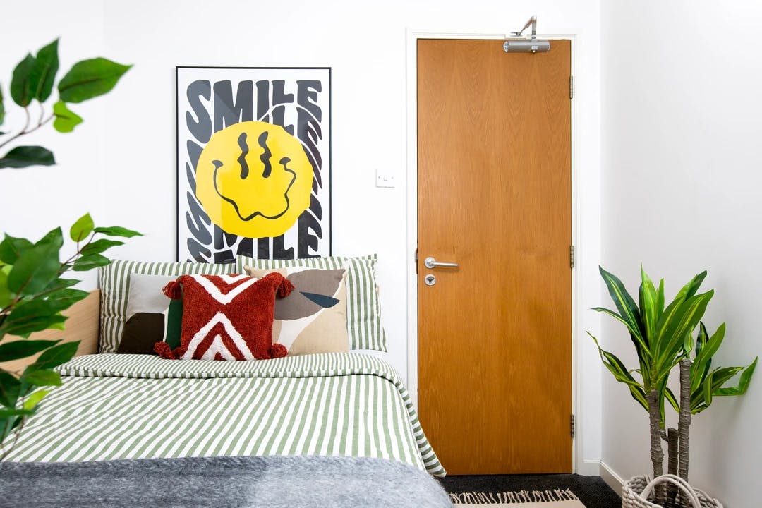 liberty-court-london-london-Non Ensuite: Three Bed Flat Standard Double