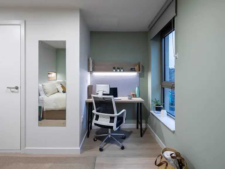 Standard En-Suite ROOM 1