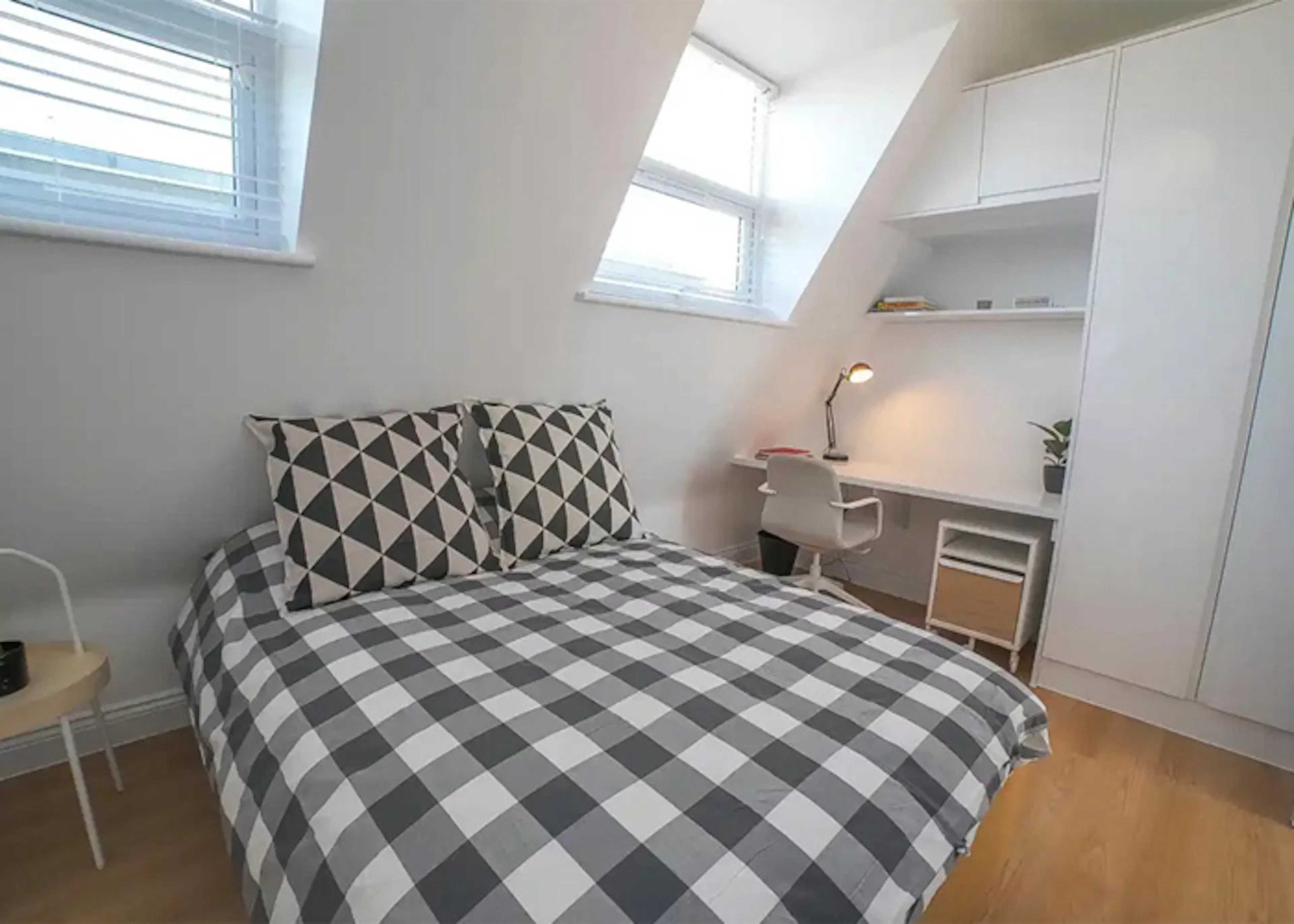 Classic En-Suite ROOM 2