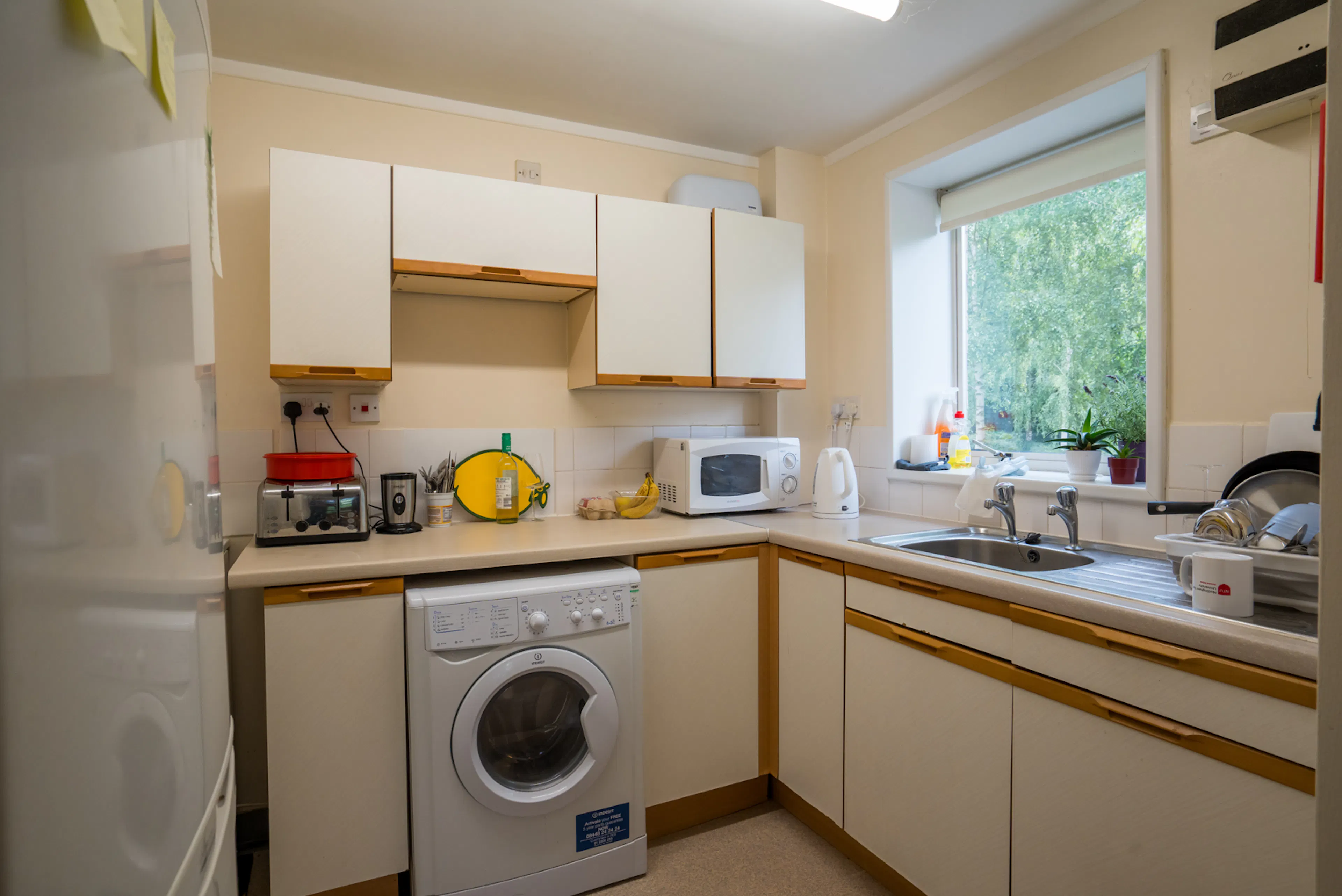 One Bed Flat KITCHEN 4