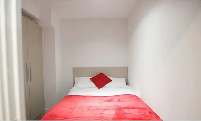 1 Bedroom Apartment room image 1