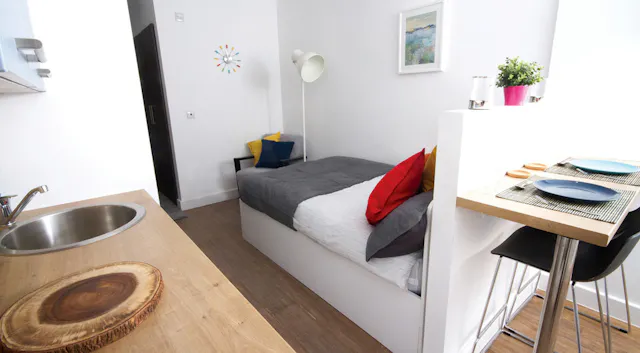 Deluxe 2 Bed Apartment room image 1