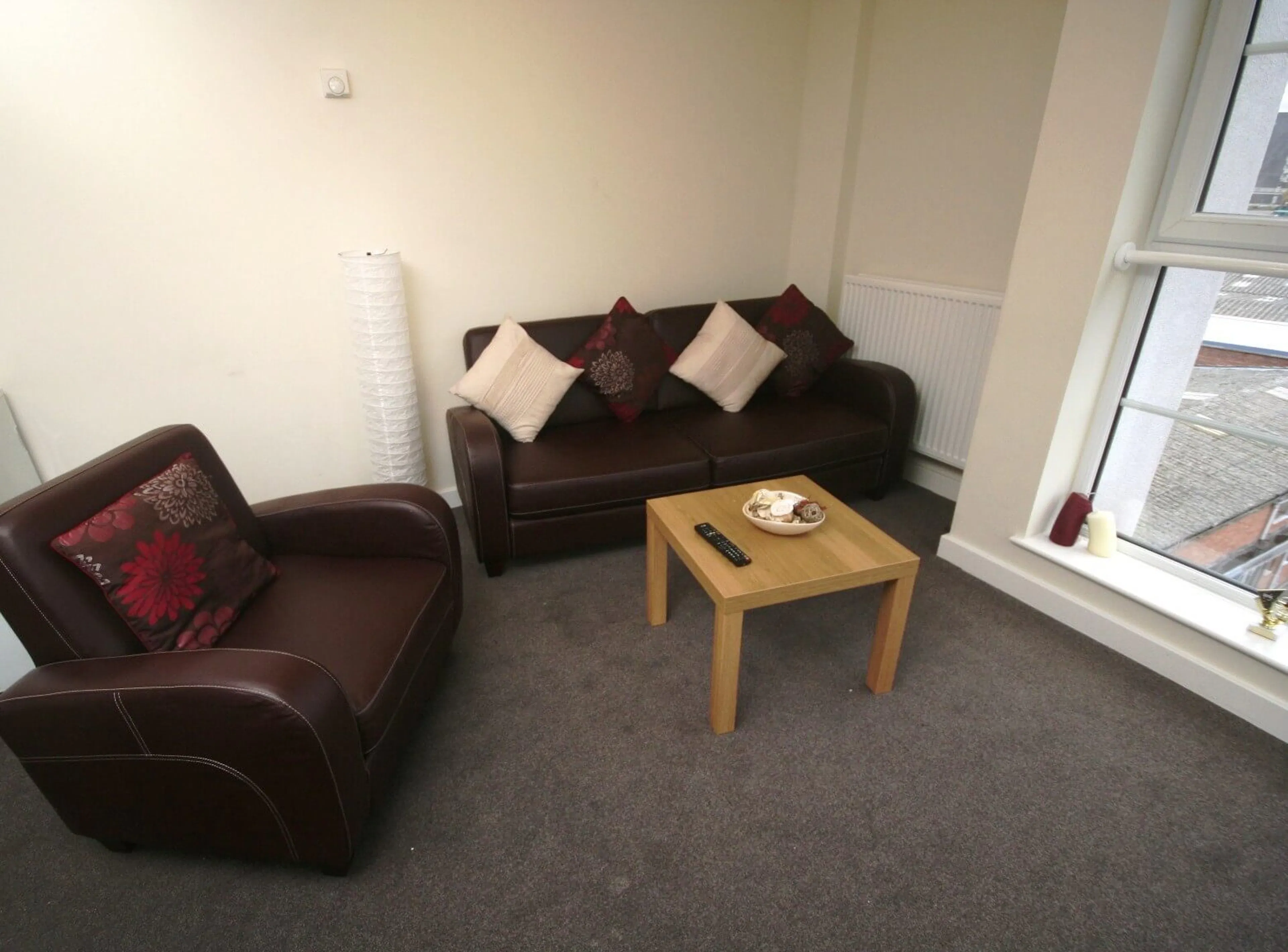 ROOM ROOM 1