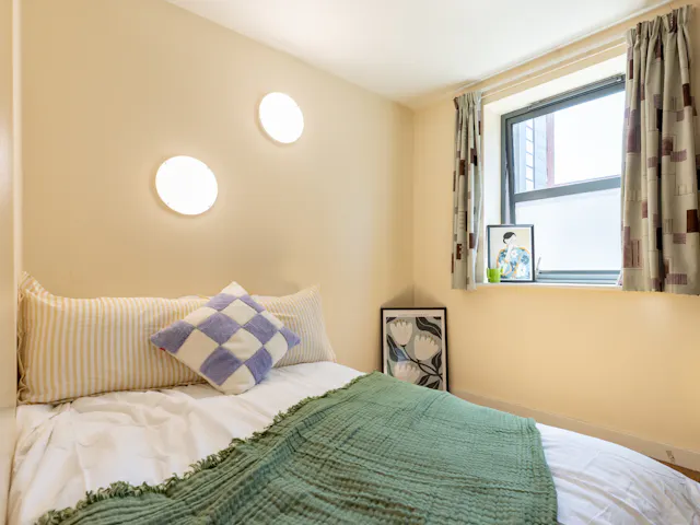 Platinum En Suite room image 2