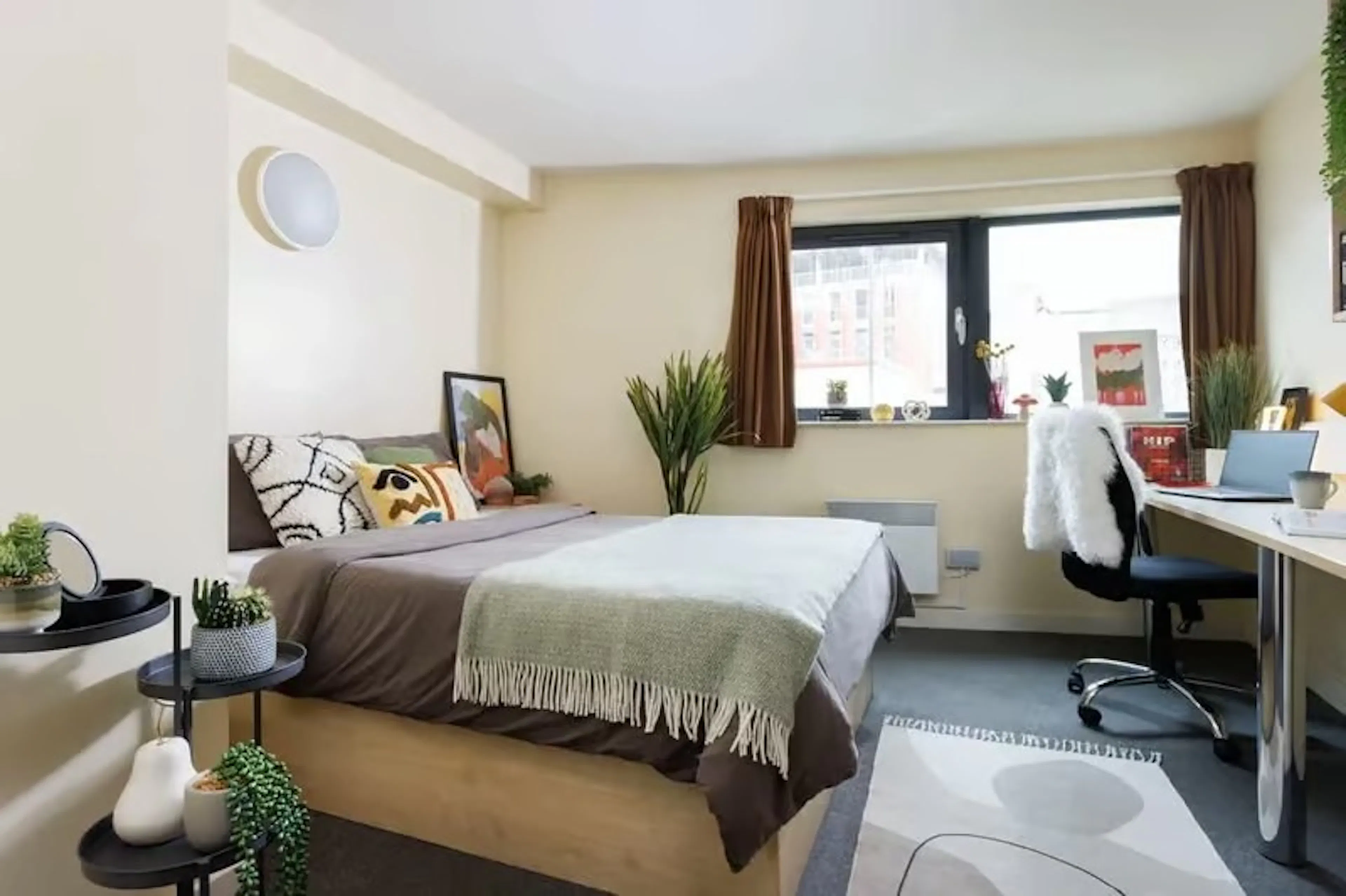 Premium Ensuite ROOM 1